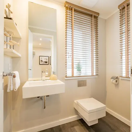 Witthues - Domizil Strandlaeufer - Exklusiv, Strand- Und Zentrumsnah * Westerland